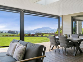 Lake Taupō Luxury Views